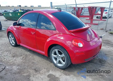 2009 Volkswagen New Beetle 2.5L from USA, damaged, VIN 3VWRW31C49M506373